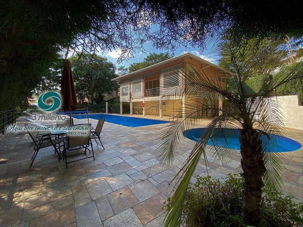 Casa em Cotia, no bairro Granja Viana