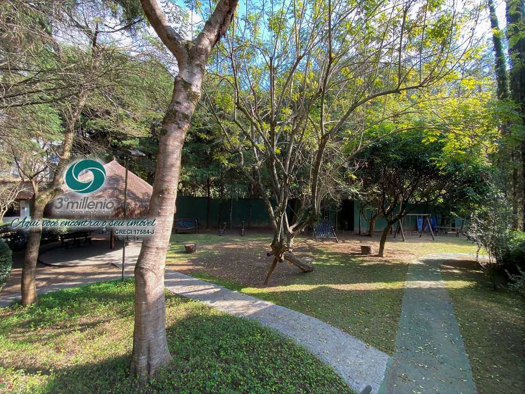 Casa em Cotia, no bairro Granja Viana