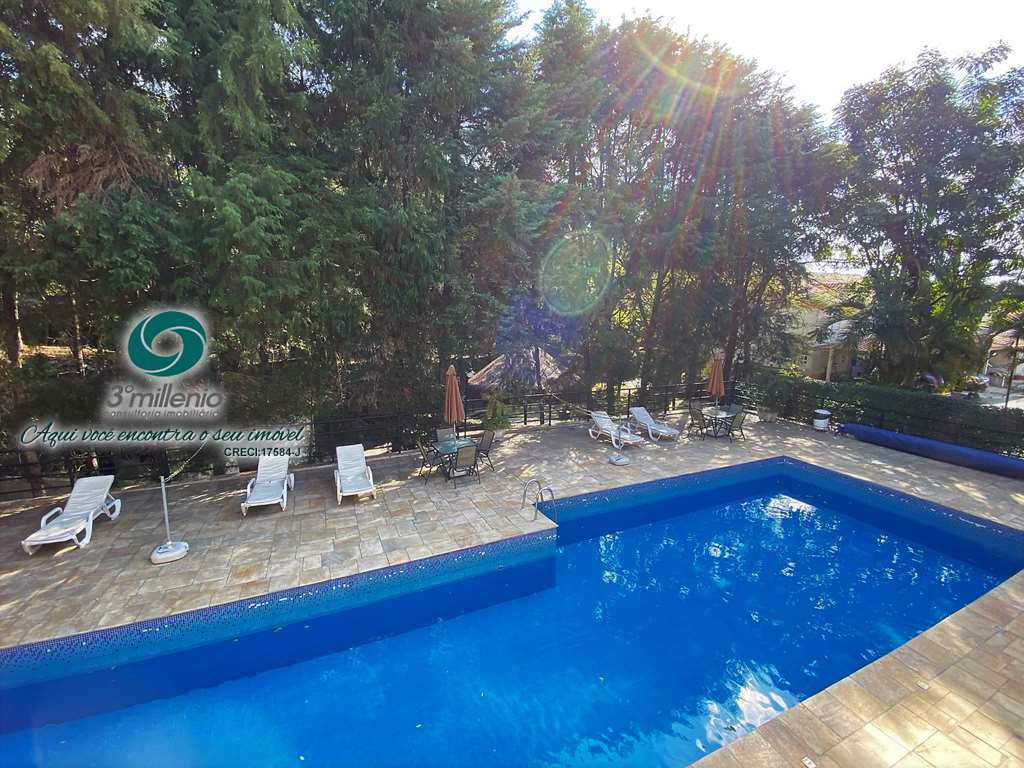 Casa em Cotia, no bairro Granja Viana
