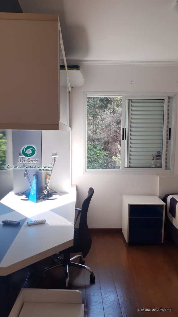 Casa em Cotia, no bairro Granja Viana