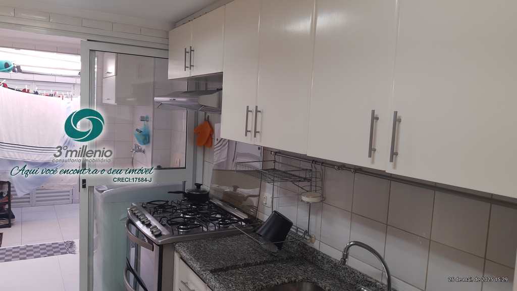 Casa em Cotia, no bairro Granja Viana