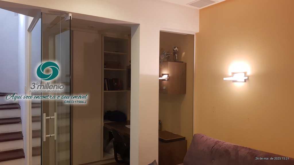 Casa em Cotia, no bairro Granja Viana