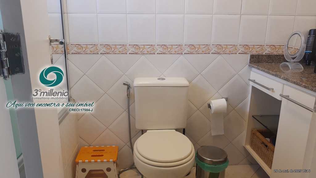 Casa em Cotia, no bairro Granja Viana