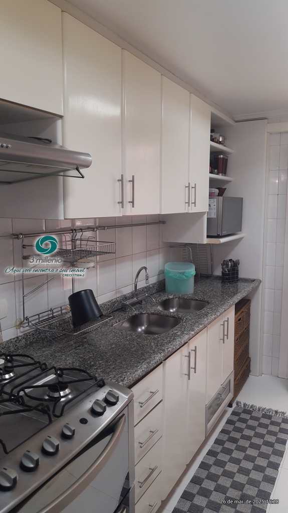 Casa em Cotia, no bairro Granja Viana