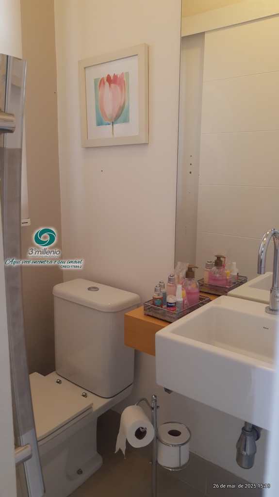Casa em Cotia, no bairro Granja Viana