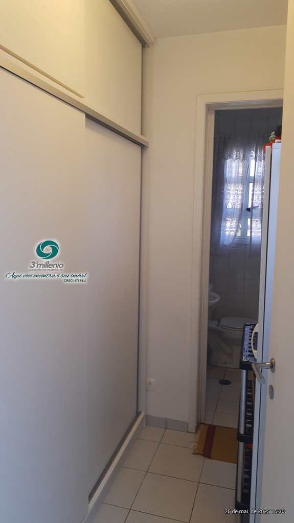 Casa em Cotia, no bairro Granja Viana