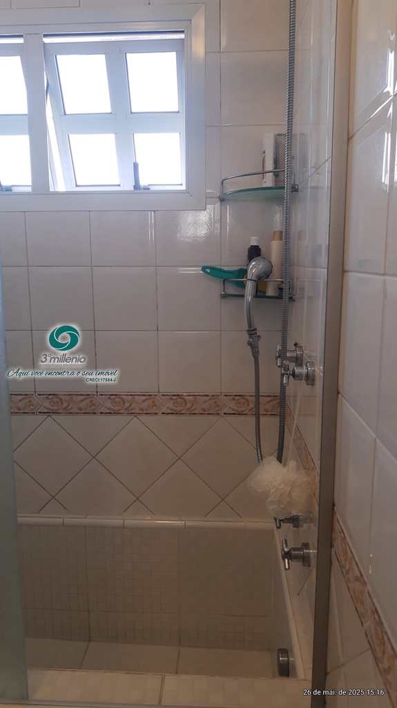 Casa em Cotia, no bairro Granja Viana