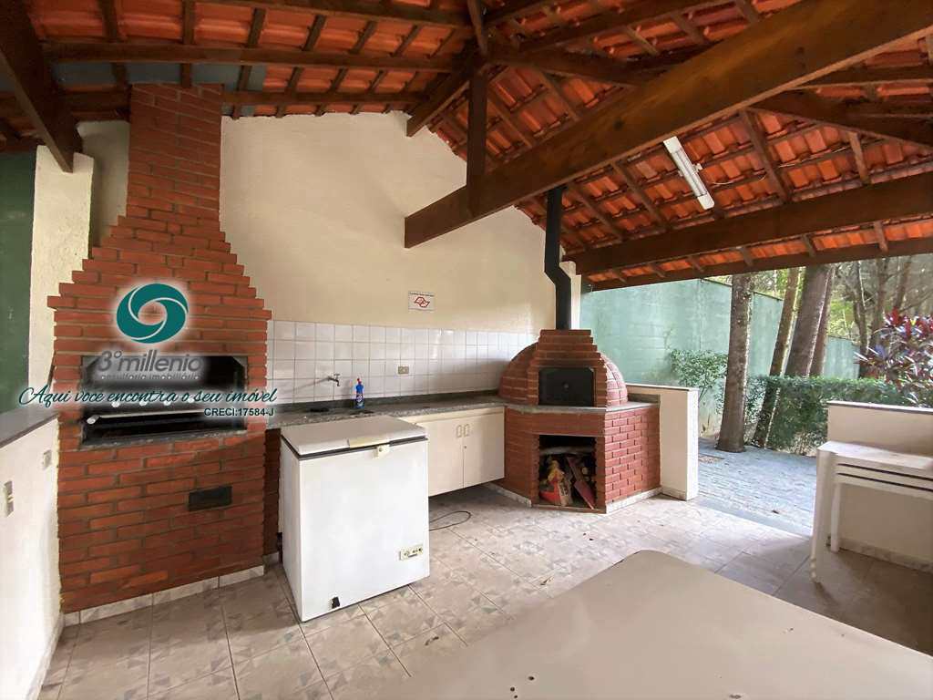 Casa em Cotia, no bairro Granja Viana