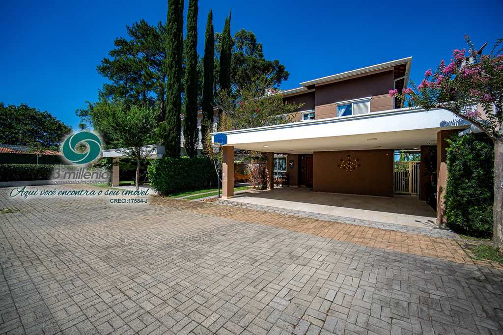 Casa em Cotia, no bairro Granja Viana