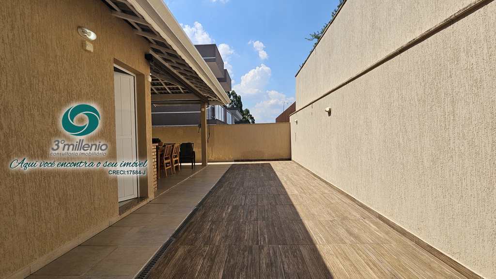 Casa em Cotia, no bairro Moinho Velho