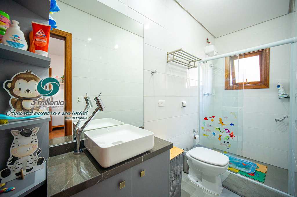 Casa em Cotia, no bairro São Paulo II