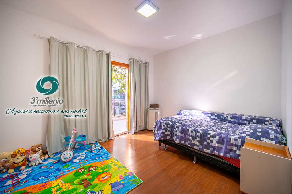 Casa em Cotia, no bairro São Paulo II