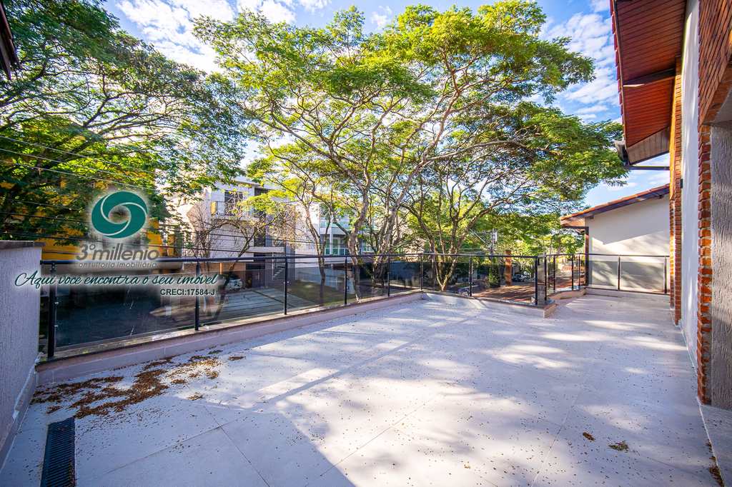 Casa em Cotia, no bairro São Paulo II