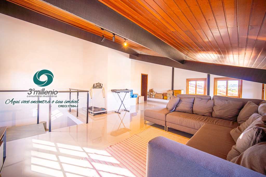 Casa em Cotia, no bairro São Paulo II