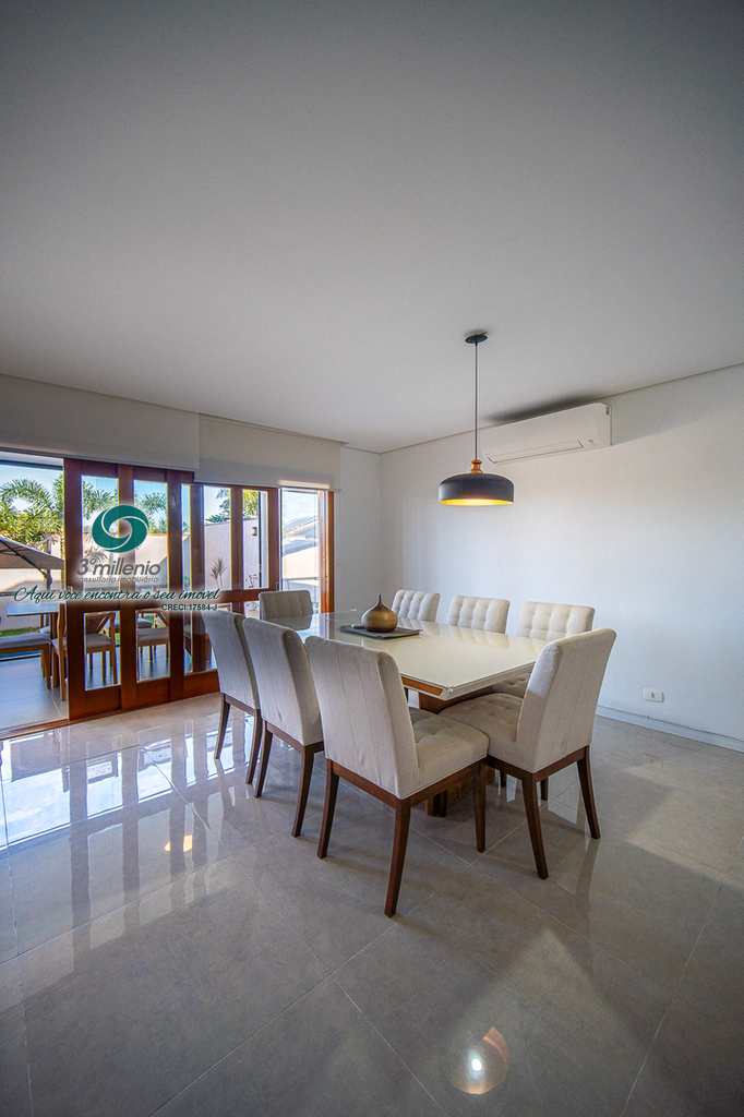 Casa em Cotia, no bairro São Paulo II