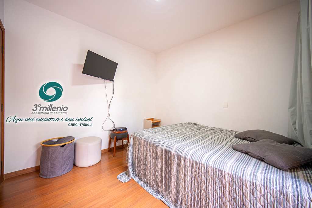 Casa em Cotia, no bairro São Paulo II