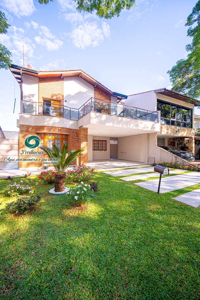 Casa em Cotia, no bairro São Paulo II