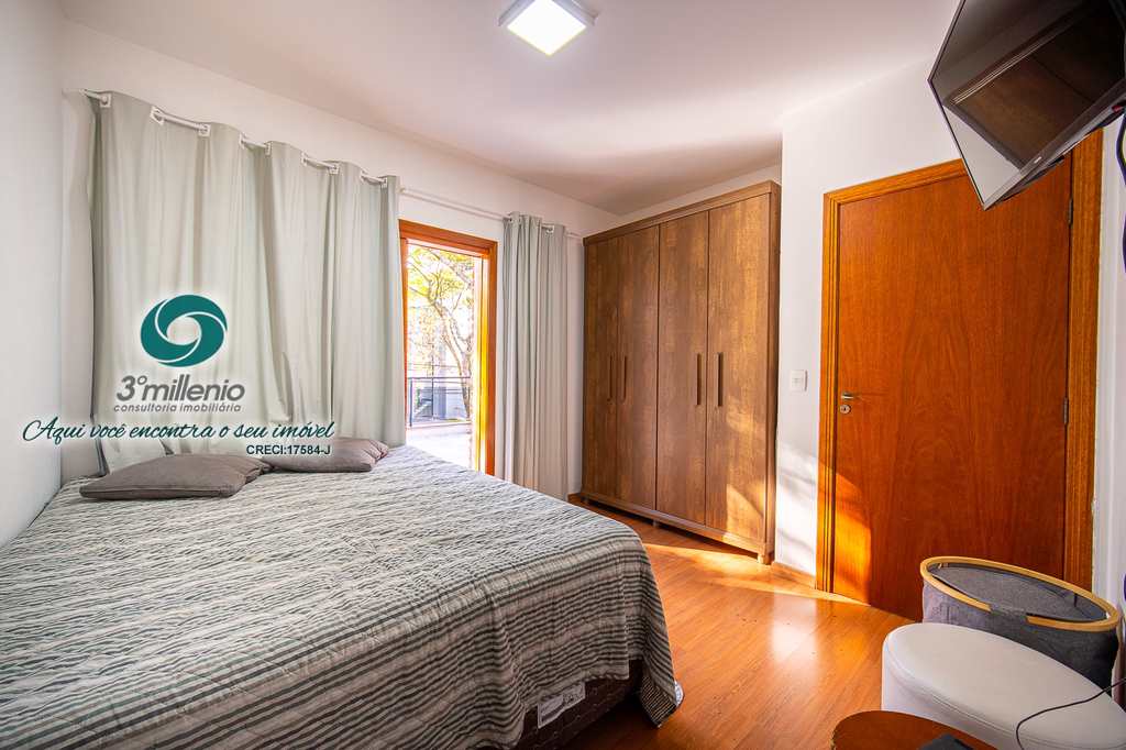 Casa em Cotia, no bairro São Paulo II