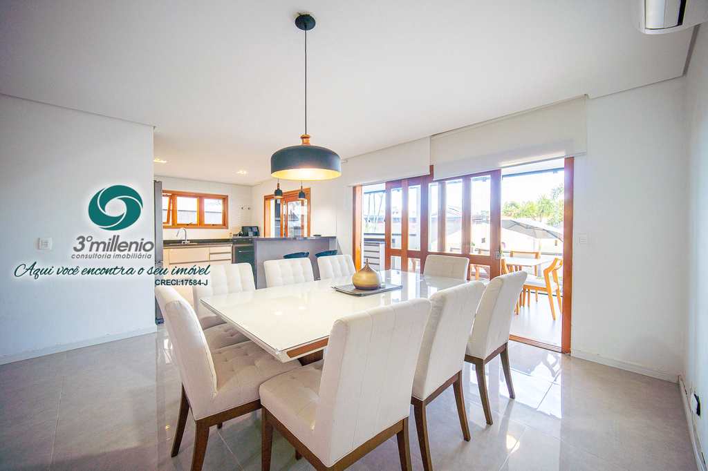 Casa em Cotia, no bairro São Paulo II