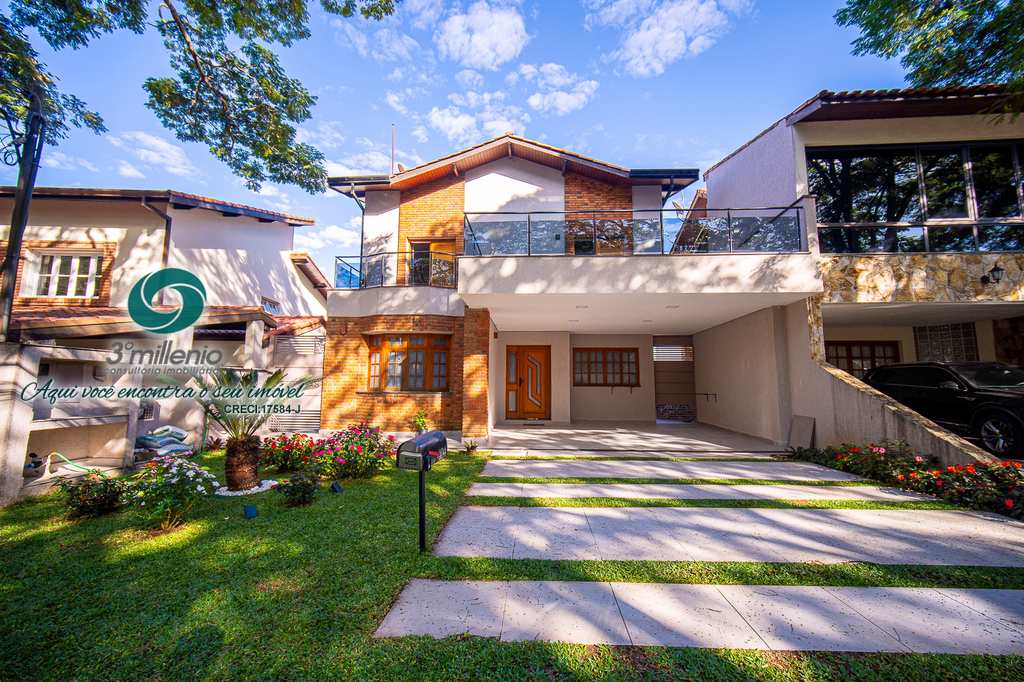 Casa em Cotia, no bairro São Paulo II