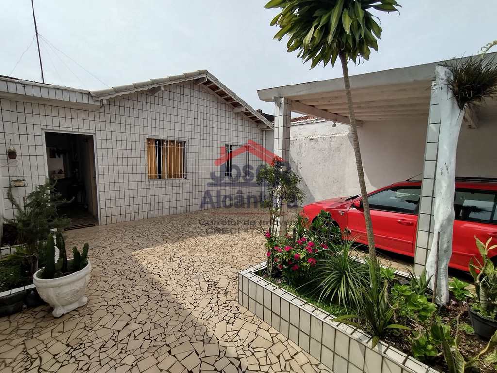 Casa em Praia Grande, no bairro Samambaia