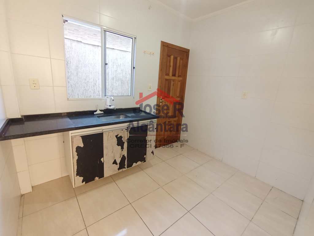 Sobrado de Condomínio em Praia Grande, no bairro Melvi