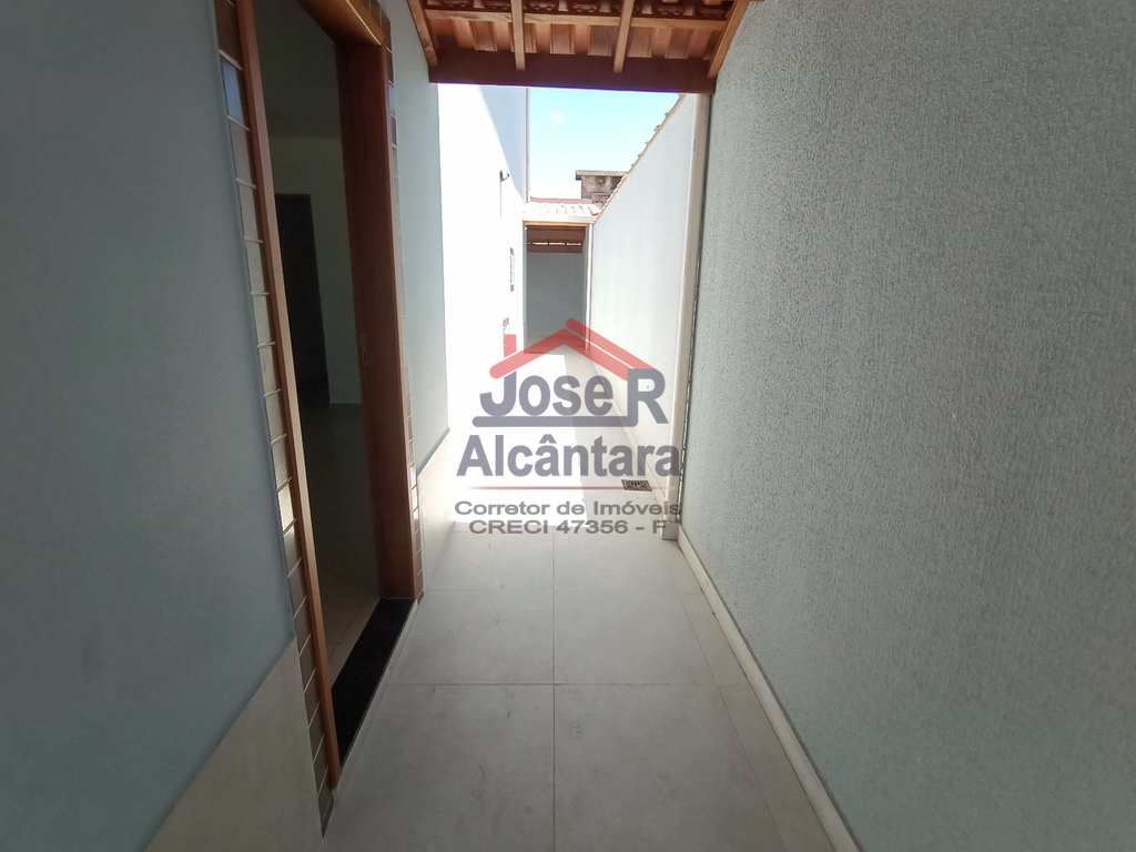 Sobrado em Praia Grande, no bairro Caiçara