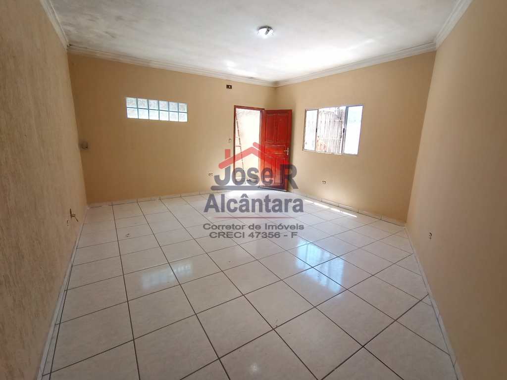 Casa em Praia Grande, no bairro Samambaia