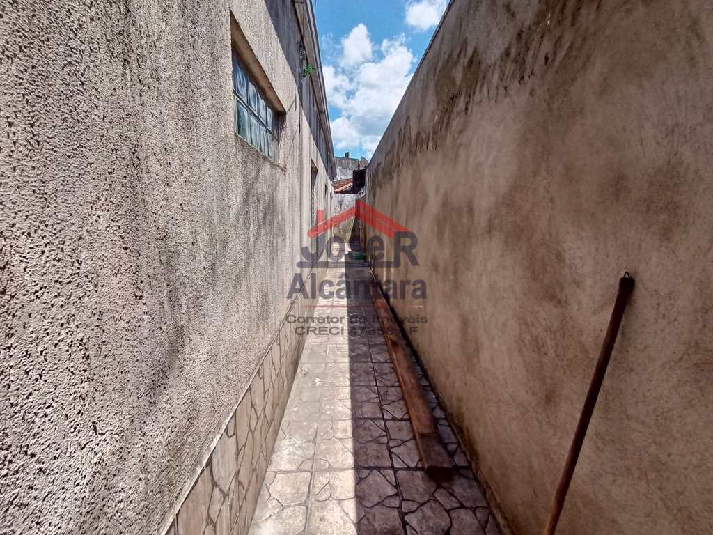 Casa em Praia Grande, no bairro Samambaia