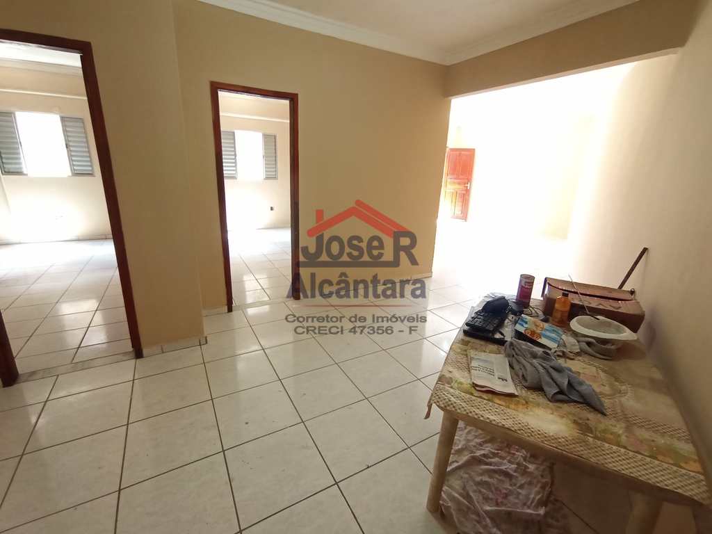 Casa em Praia Grande, no bairro Samambaia