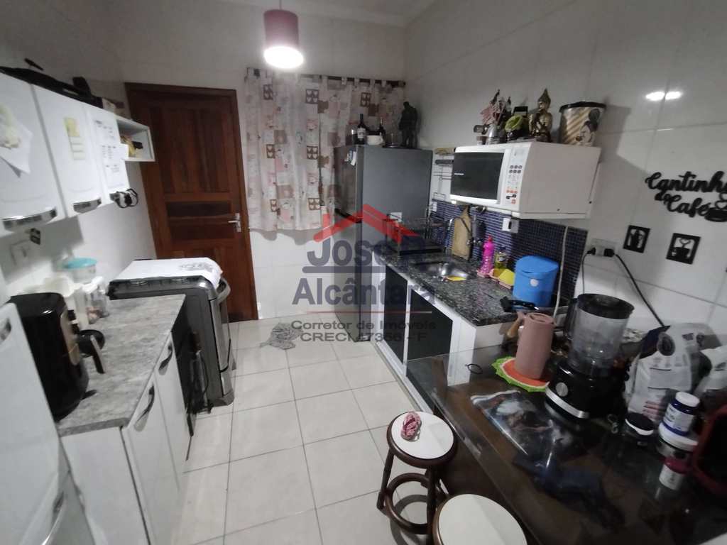 Casa de Condomínio em Praia Grande, no bairro Samambaia