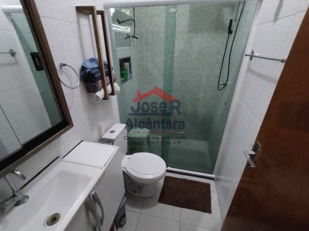 Casa de Condomínio em Praia Grande, no bairro Samambaia