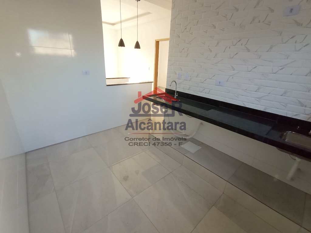 Casa de Condomínio em Praia Grande, no bairro Samambaia