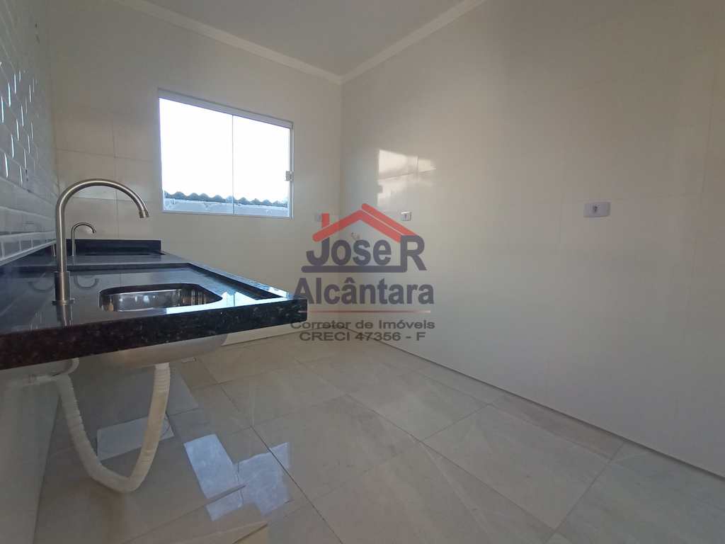 Casa de Condomínio em Praia Grande, no bairro Samambaia