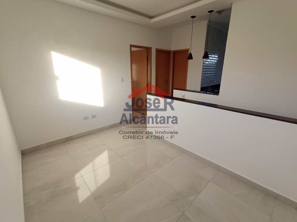 Casa de Condomínio em Praia Grande, no bairro Samambaia