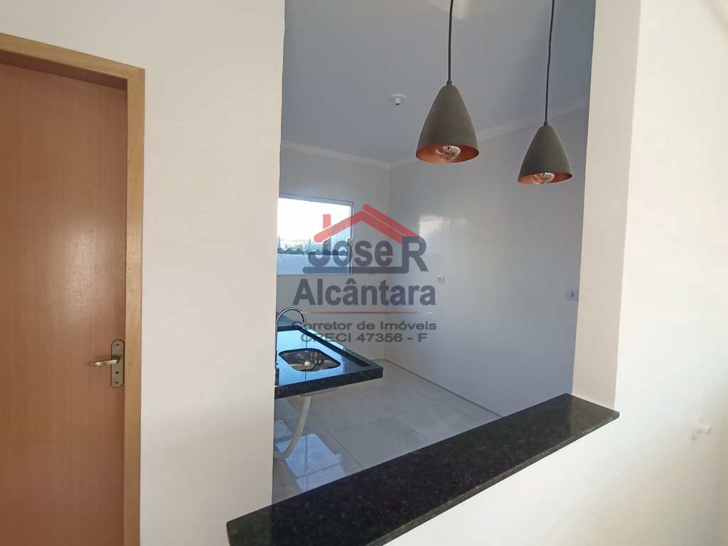 Casa de Condomínio em Praia Grande, no bairro Samambaia