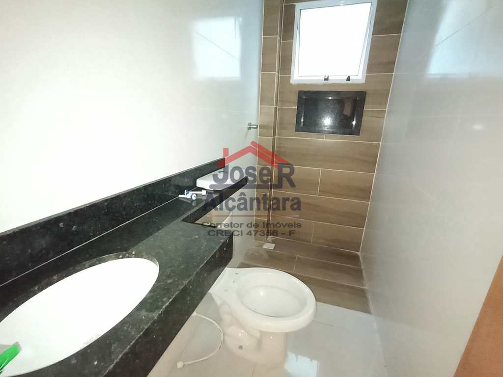 Casa de Condomínio em Praia Grande, no bairro Samambaia