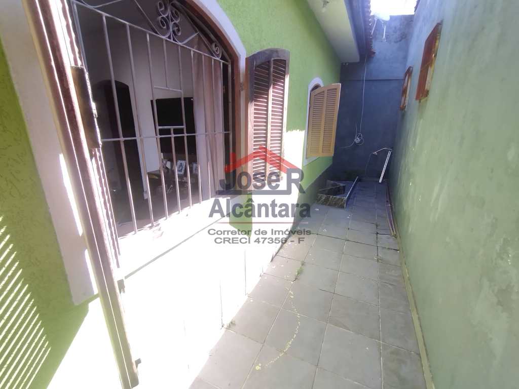 Casa em Praia Grande, no bairro Esmeralda