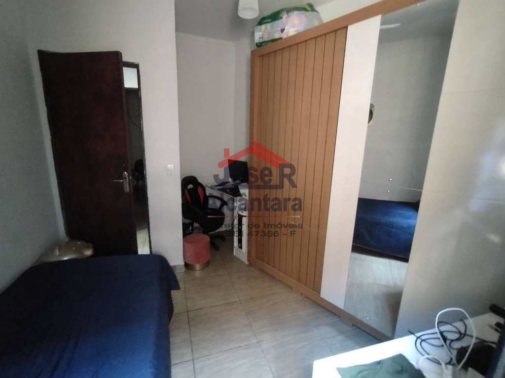 Casa em Praia Grande, no bairro Esmeralda