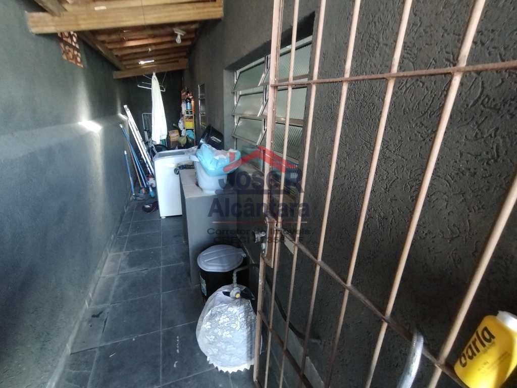 Casa em Praia Grande, no bairro Esmeralda