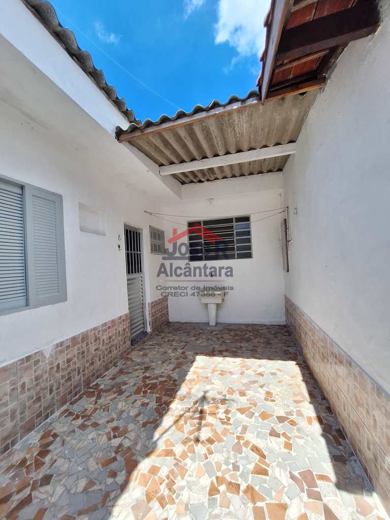 Casa em Praia Grande, no bairro Samambaia