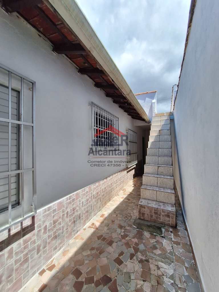Casa em Praia Grande, no bairro Samambaia