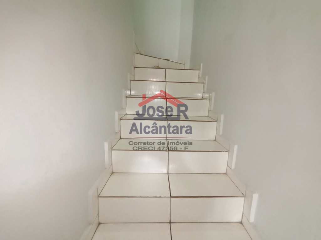 Sobrado em Praia Grande, no bairro Esmeralda
