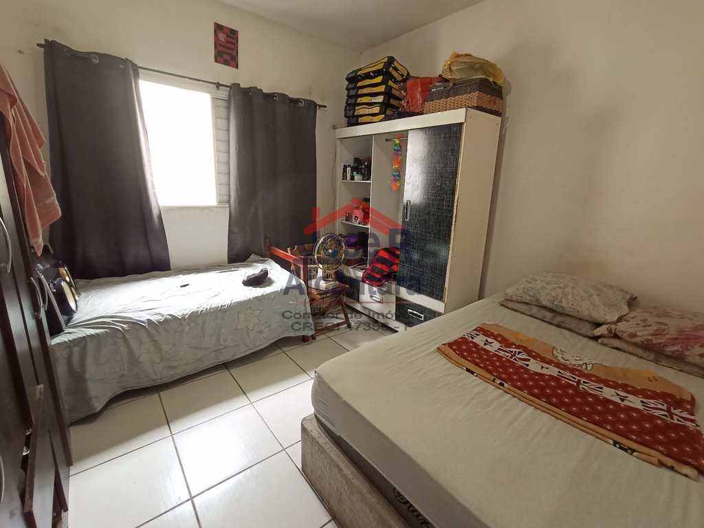 Sobrado em Praia Grande, no bairro Esmeralda
