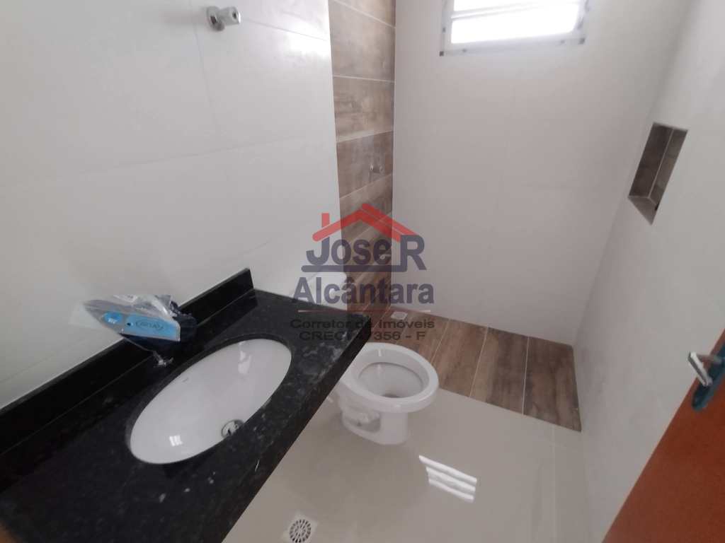 Casa de Condomínio em Praia Grande, no bairro Sítio do Campo