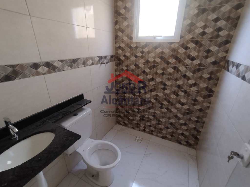 Casa de Condomínio em Praia Grande, no bairro Sítio do Campo