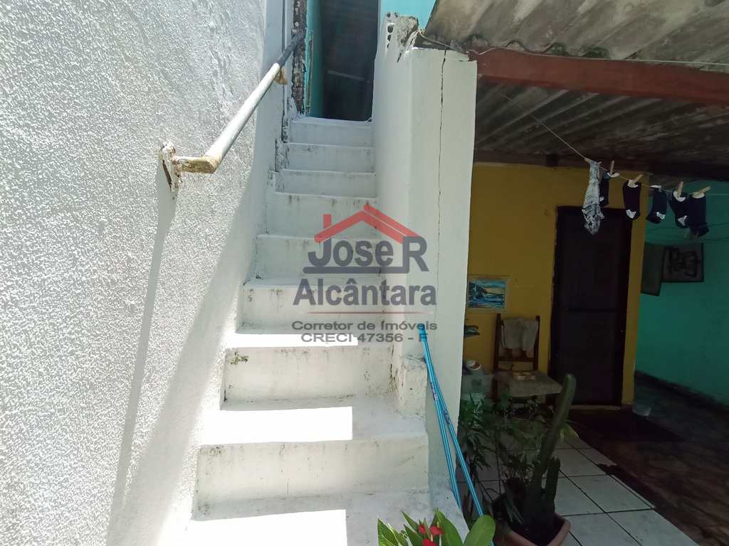 Casa em Praia Grande, no bairro Samambaia