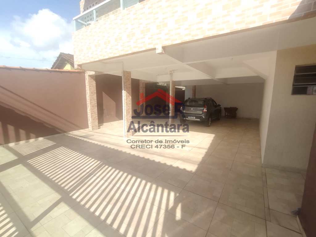 Sobrado de Condomínio em Praia Grande, no bairro Sítio do Campo