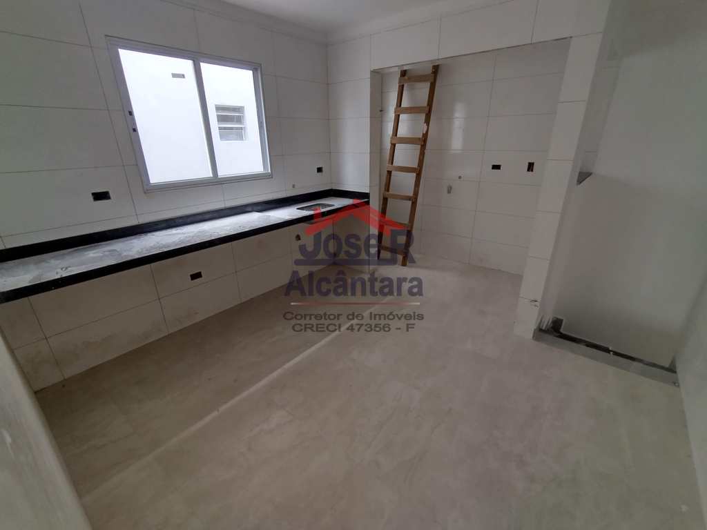 Casa de Condomínio em Praia Grande, no bairro Samambaia