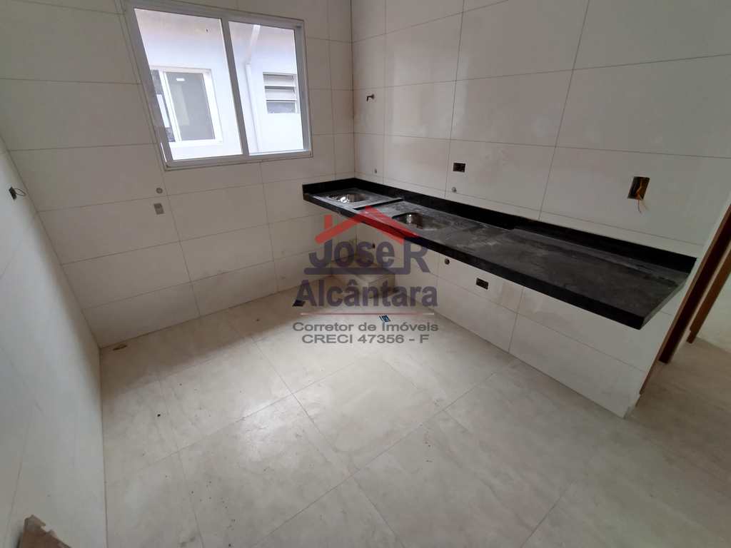 Casa de Condomínio em Praia Grande, no bairro Samambaia
